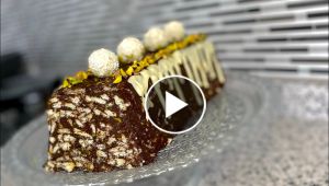 Mosaic cake making in the mold.