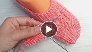 Making booties with two skewers and five skewers.